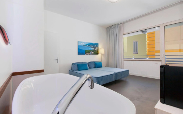 Tasso Suites & Spa