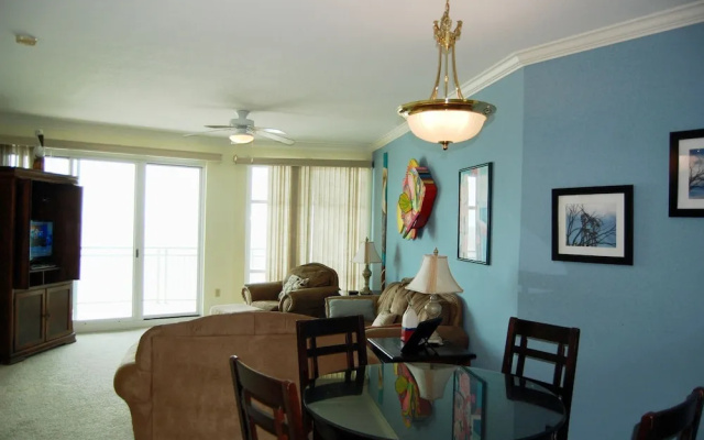 Legacy1-1107 2 Bedrooms 2 Bathrooms Condo