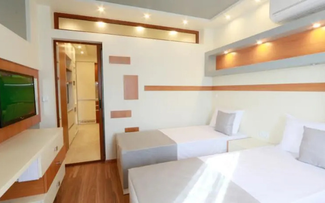 Anasta Apartment 2