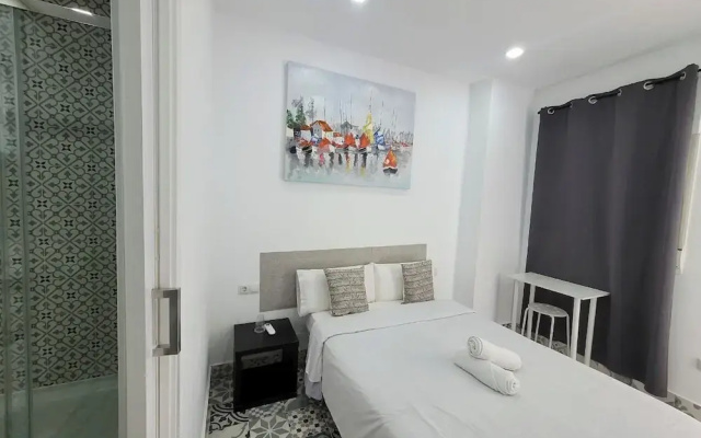 AYZ Silvela - Auto check-in property