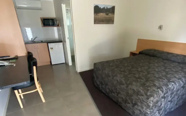 Billabong Motor Inn
