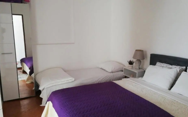 Apartmani Leženić Dada