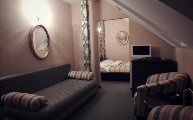 Boutique Hotel Empress