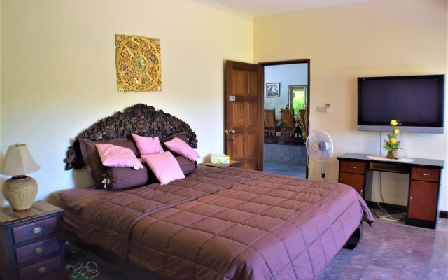 Luxury 4 Bed Pool Villa