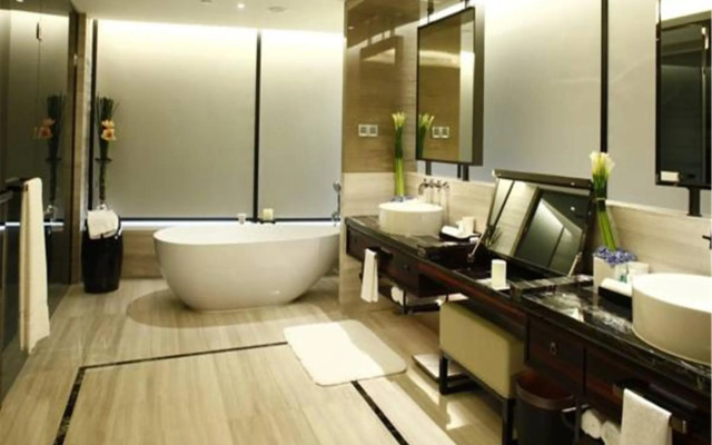 Tianjin Centre 100 Hotel