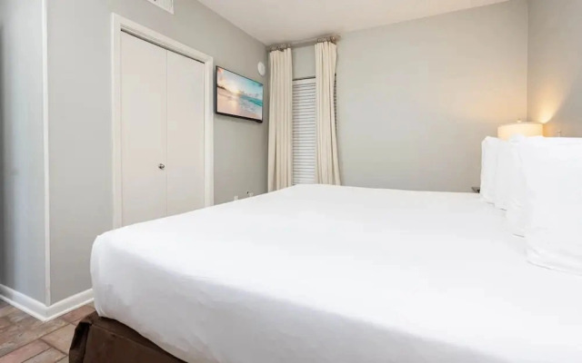 Phoenix X 202 1 Bedroom Condo