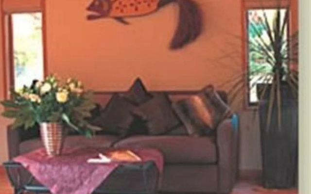 Minaret Lodge