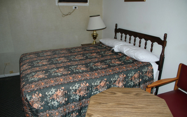 Skyliner Motel