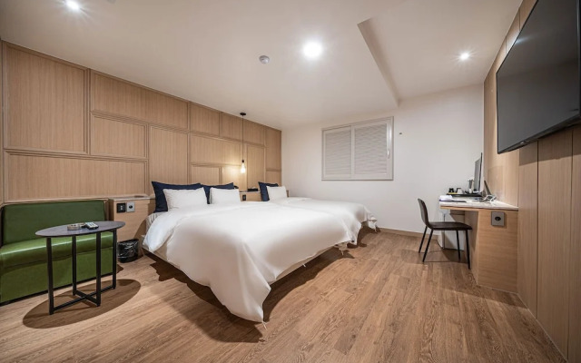 Stay Month Hotel