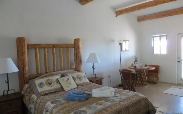Rancho Milagro Bed & Breakfast