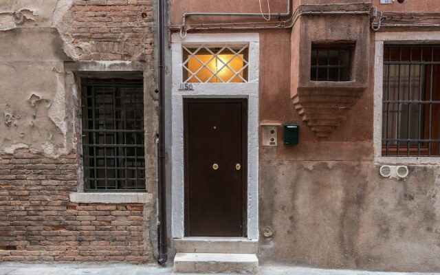 Отель La Loggia della Luna вид на фасад