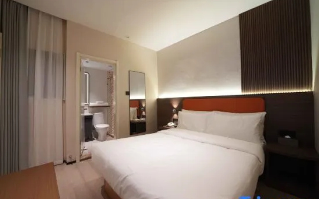 Homeinn Hotel (Hangzhou East Railway Station Arrival Hall)