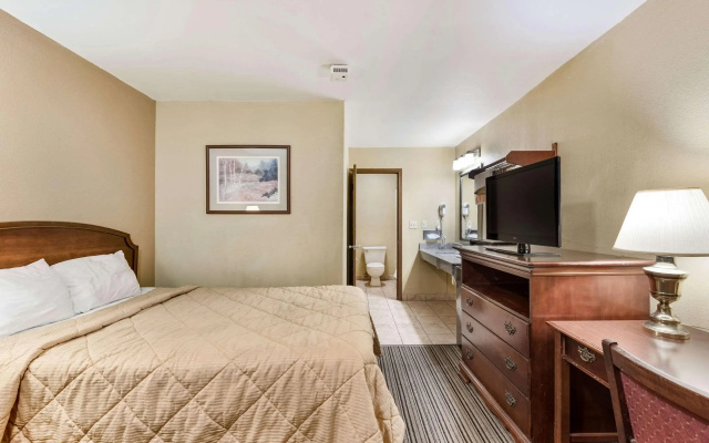 Rodeway Inn Columbus West