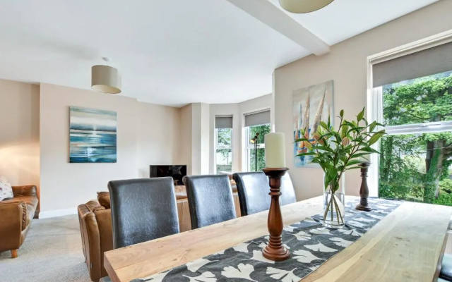 Quay House, North Coast 6 Bedroom Holiday Home