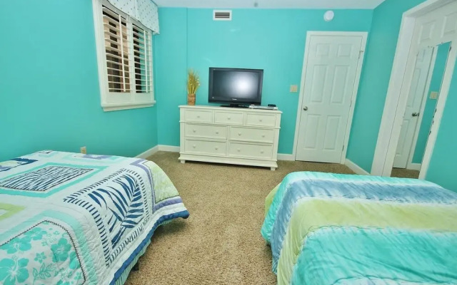 Tradewinds 503 Apartment 2