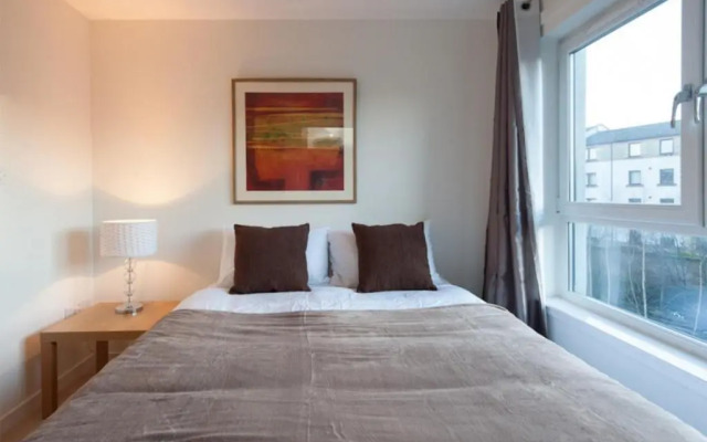 The Lochend Park View Residence No 1