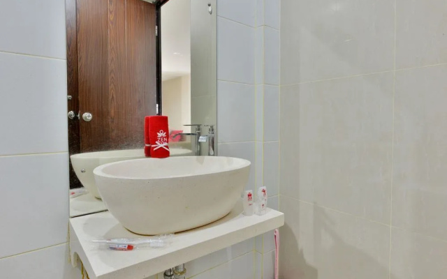 Zen Rooms Near TB Simatupang