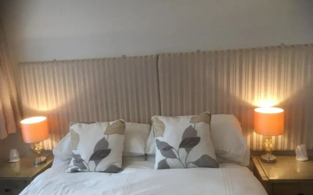 Otters' Green Bed and Breakfast