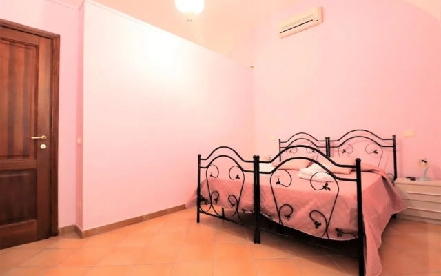 Flowers Apartment