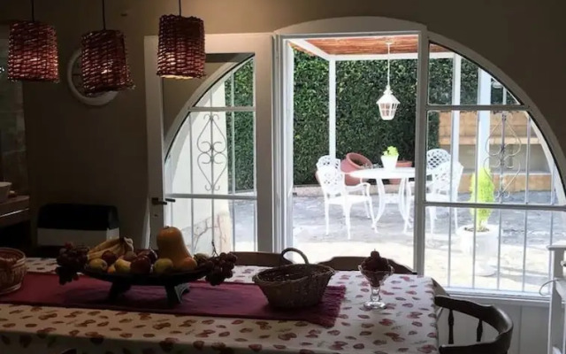 Hermosa Casa de Adobe
