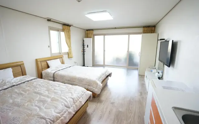 Ebada Hostel