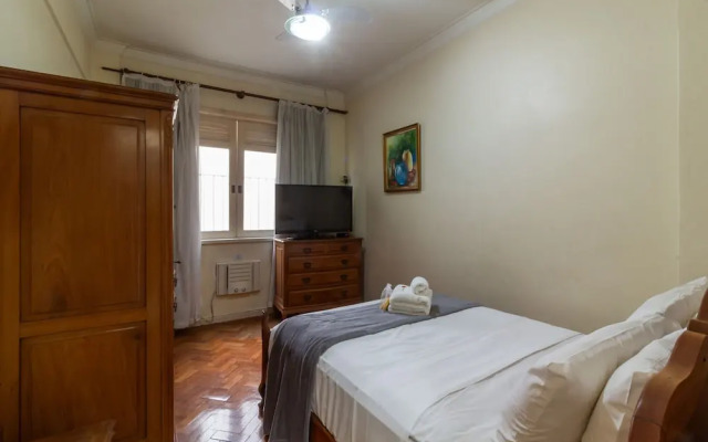 5 Minutes From Copacabana Beach Bi307