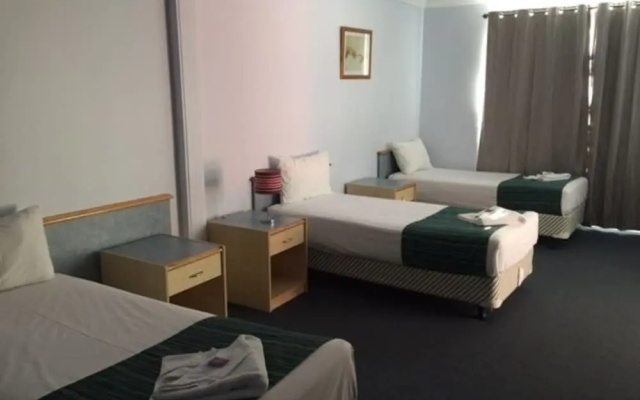 Rocky Glen Hotel Motel Gladstone