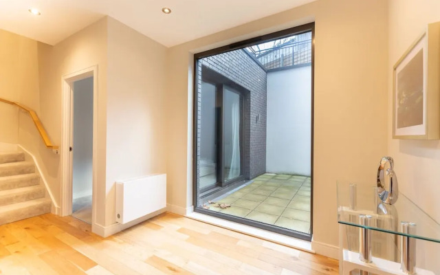 Split Level 2 Bed In Maida Vale, Near Paddington