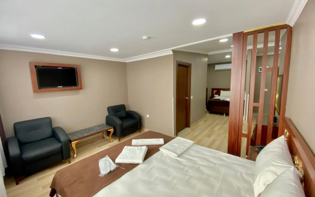 Grand Oral Hotel