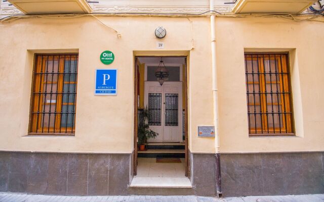 Oh My Hostel вид на фасад