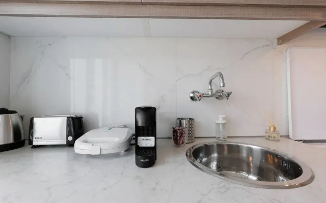 City Panorama - One Bedroom Apartment