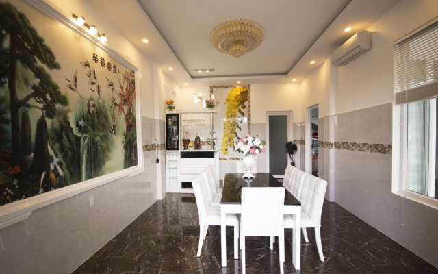 Godiva Phu Quoc Hotel