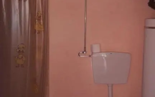 Azzone Cascina nel verde