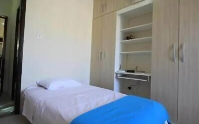 GoHouse Dutra 804
