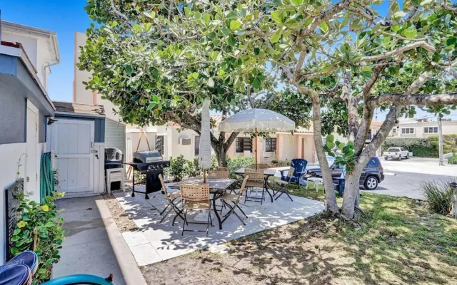 Marine Villas 6 in Hollywood