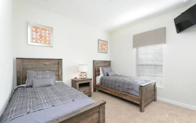 5 Bedroom Villa at Storey Lake