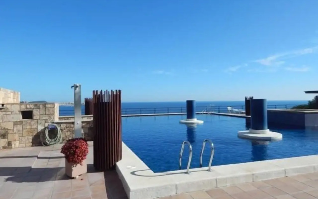 Eden Mar