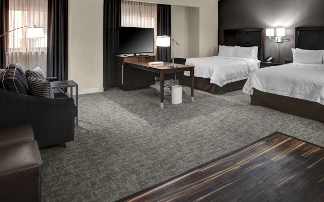 Hampton Inn & Suites Richmond - Downtown