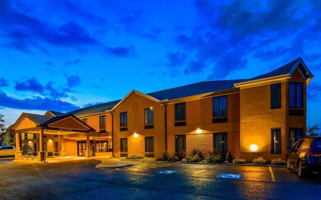 Отель Best Western Dunkirk & Fredonia Inn США, Дюнкерк - отзывы, цены и фото номеров - забронировать отель Best Western Dunkirk & Fredonia Inn онлайн вид на фасад