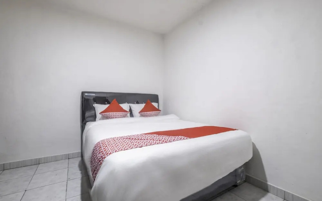 OYO 2391 Baladewa Residence Syariah