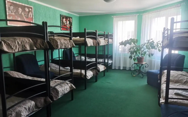 Monte-Kristo Hotel