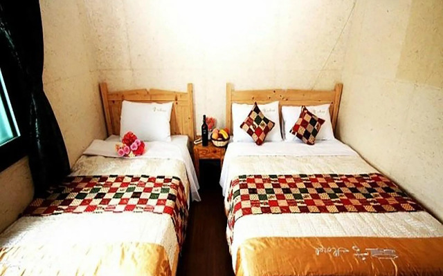 Gung Tourist Hotel