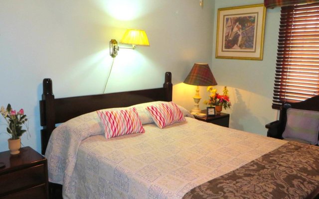 The Cariari Bed and Breakfast in San Antonio de Belen, Costa Rica from 101$, photos, reviews - zenhotels.com hotel front
