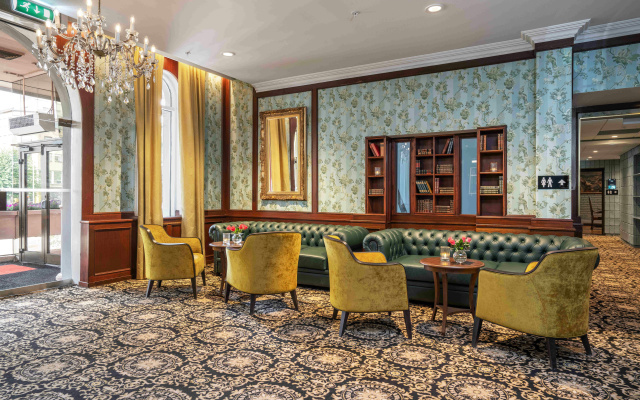Thon Hotel Hoyers