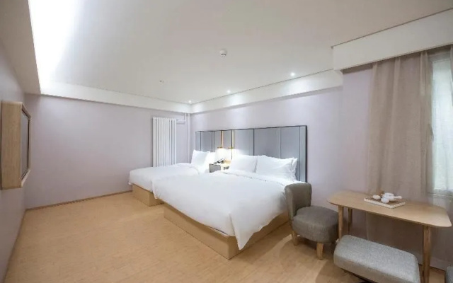 Ji Hotel (Beijing Bai Yun Guan)