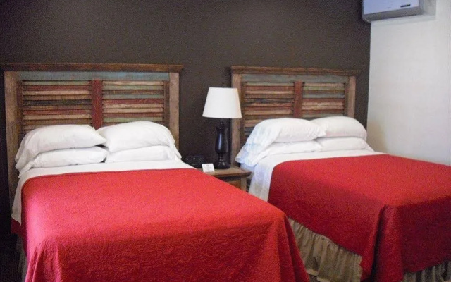Lake Bastrop Lodge