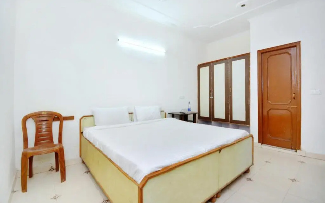 Hotel Samrat by OYO Rooms