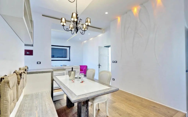 Design Apartment Paulina 300 mt from Colosseum