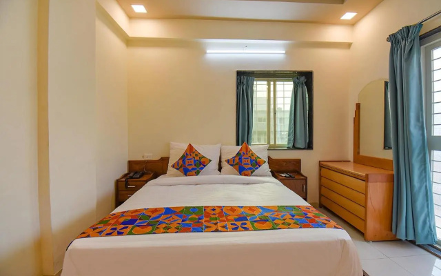 FabHotel Galaxy Inn