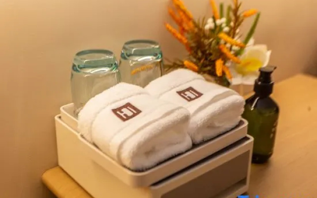 HiFashion Hotel